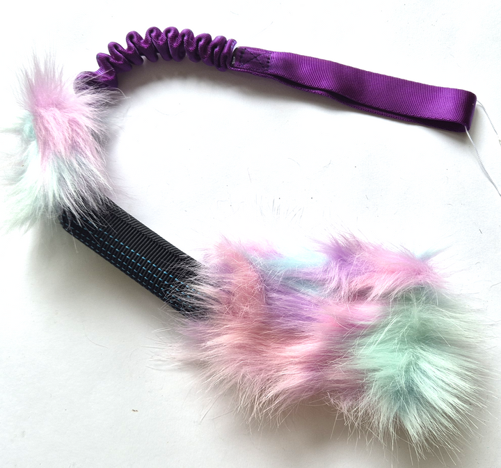 Squeaky Faux Fur Bungee Treat Pouch