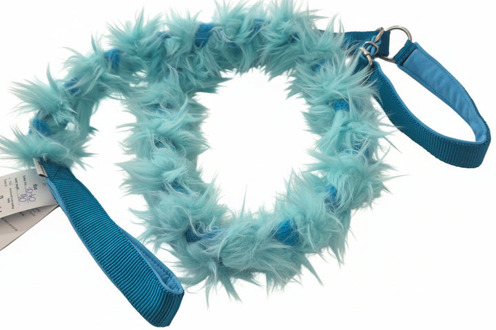 Braided agility leash with faux fur