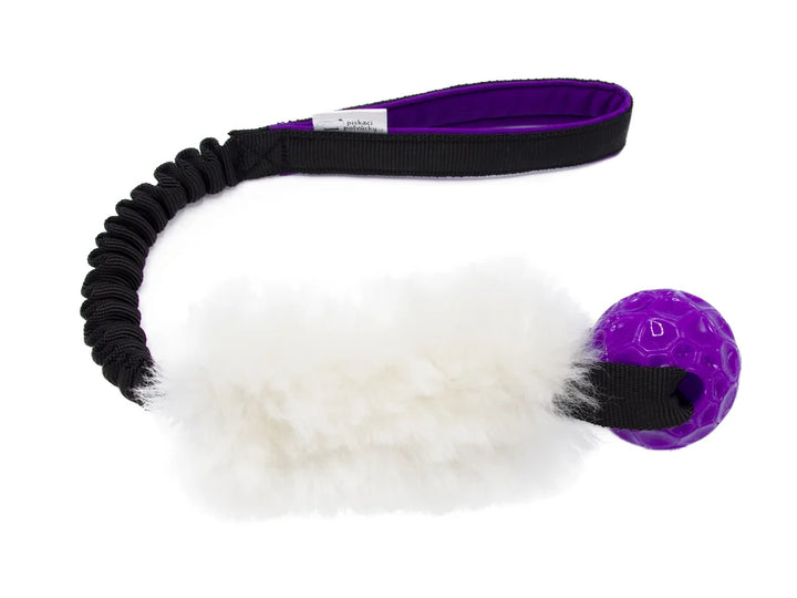 Geo ball with Sheep fur bungee tug