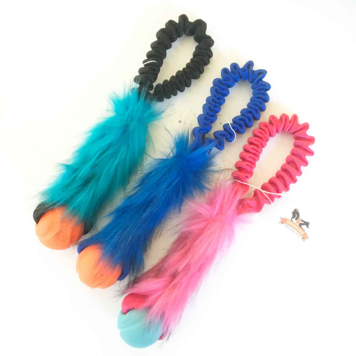 Pocket Full Bungee Faux Fur with Chuckit Tug